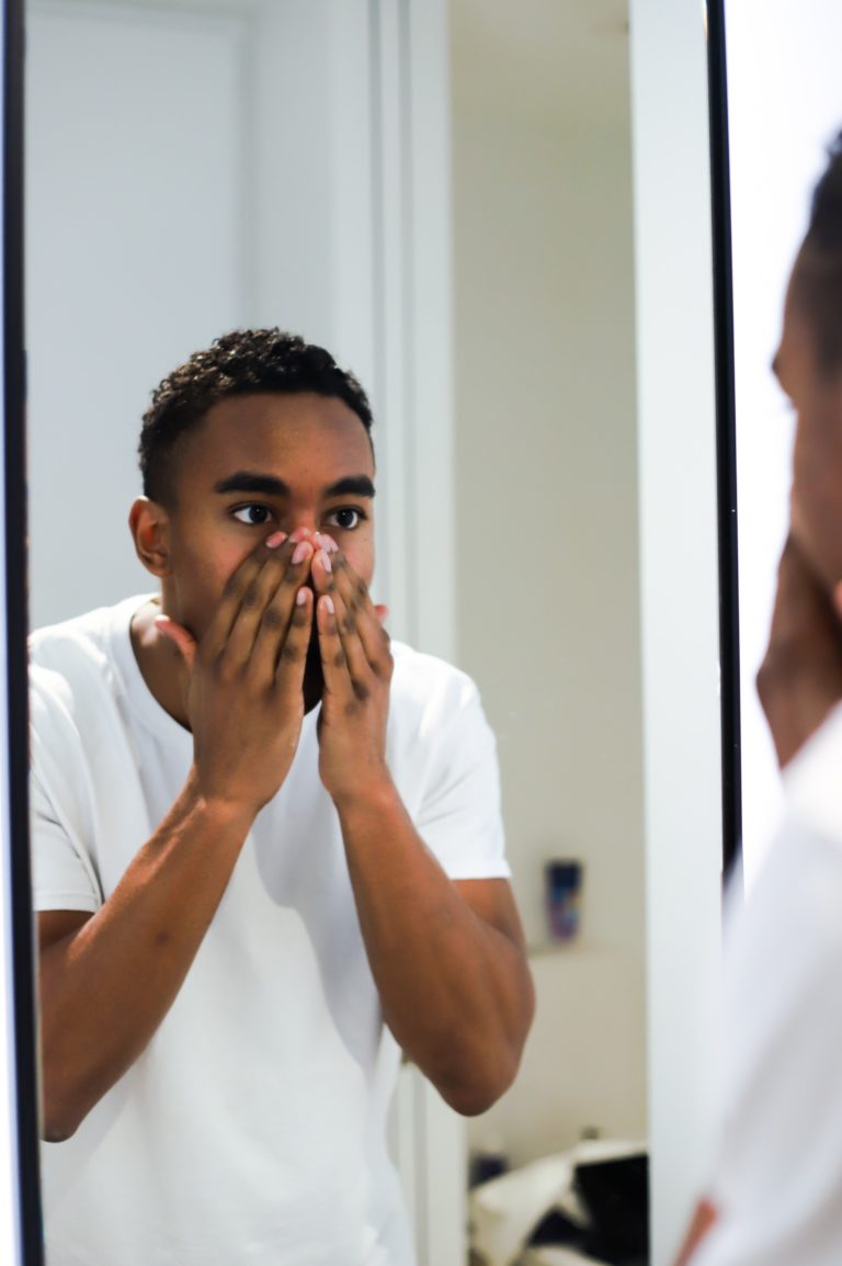 Les 9 bienfaits de la douche froide Fenêtre sur vie